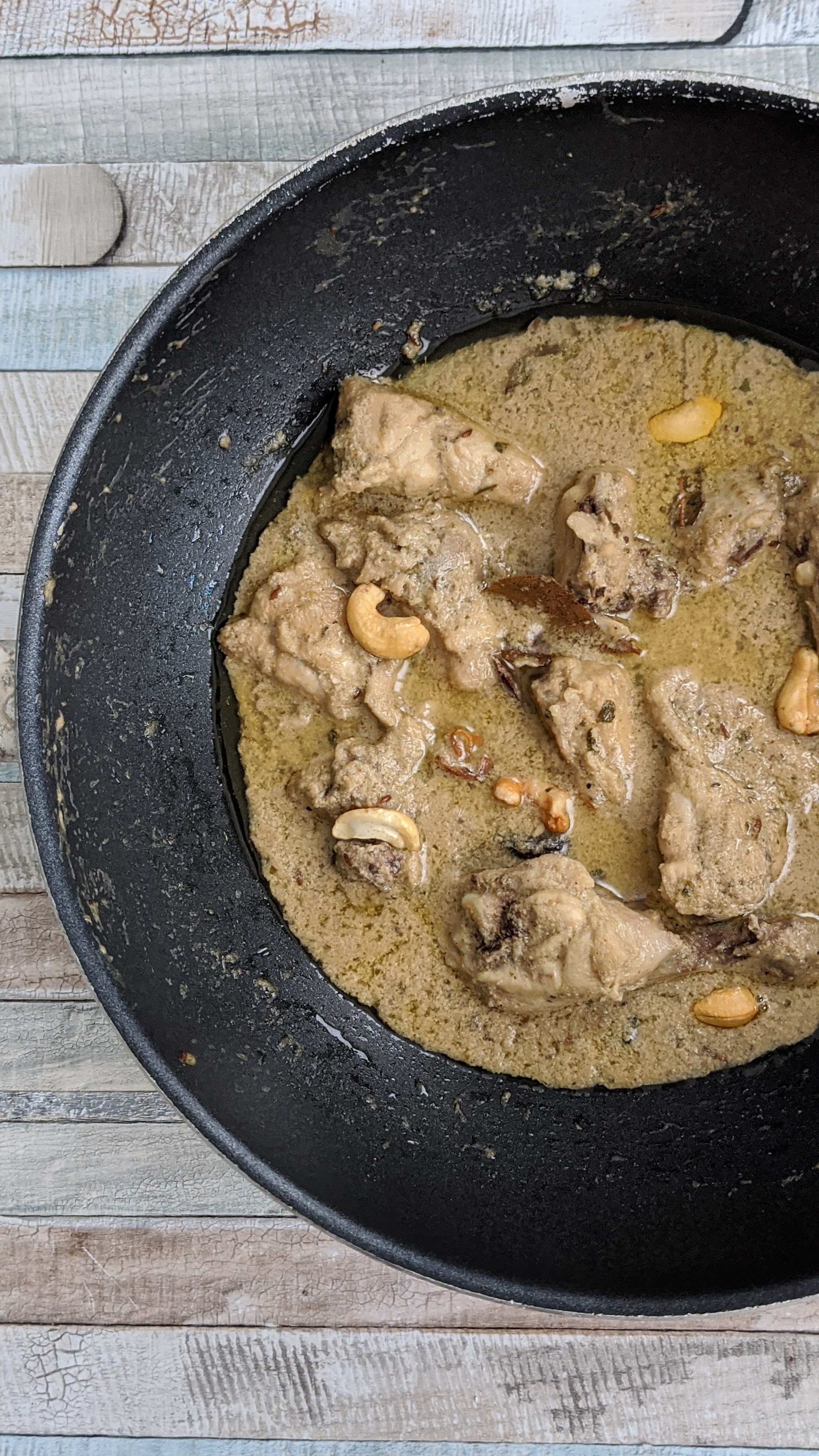 Chicken in Cashew Gravy